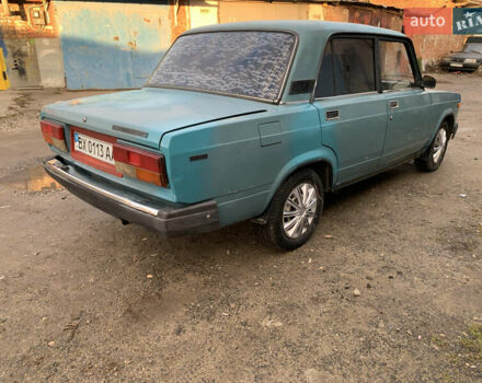 Зеленый ВАЗ 2107, объемом двигателя 1.5 л и пробегом 250 тыс. км за 500 $, фото 2 на Automoto.ua