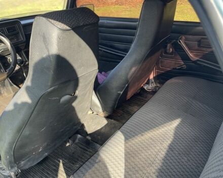 Зелений ВАЗ 2107, об'ємом двигуна 1.5 л та пробігом 92 тис. км за 714 $, фото 3 на Automoto.ua