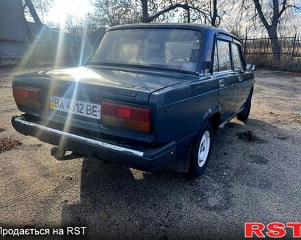 Зеленый ВАЗ 2107, объемом двигателя 1.5 л и пробегом 100 тыс. км за 800 $, фото 2 на Automoto.ua