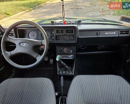 Зелений ВАЗ 2107, об'ємом двигуна 1.5 л та пробігом 71 тис. км за 1999 $, фото 27 на Automoto.ua