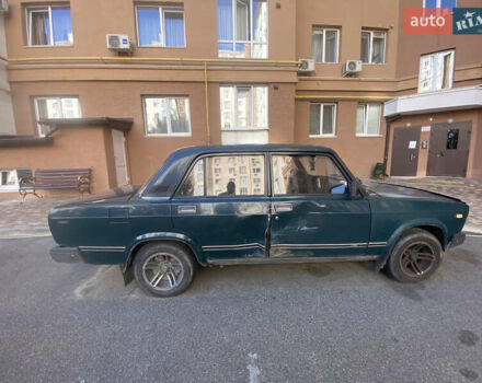 Зеленый ВАЗ 2107, объемом двигателя 1.45 л и пробегом 200 тыс. км за 999 $, фото 1 на Automoto.ua