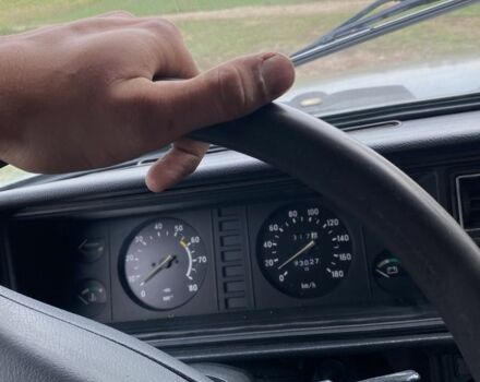 Зеленый ВАЗ 2107, объемом двигателя 1.5 л и пробегом 900 тыс. км за 696 $, фото 3 на Automoto.ua