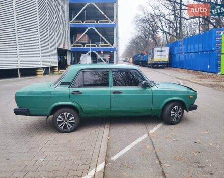 Зеленый ВАЗ 2107, объемом двигателя 1.5 л и пробегом 100 тыс. км за 1200 $, фото 2 на Automoto.ua