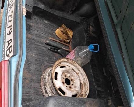 Зеленый ВАЗ 2107, объемом двигателя 1.5 л и пробегом 121 тыс. км за 1050 $, фото 13 на Automoto.ua