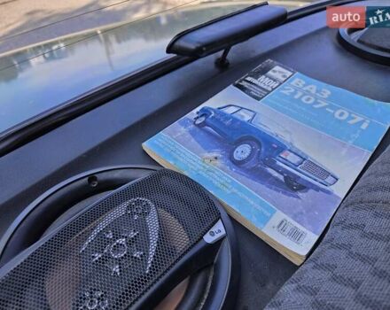 Зелений ВАЗ 2107, об'ємом двигуна 1.5 л та пробігом 71 тис. км за 1999 $, фото 40 на Automoto.ua