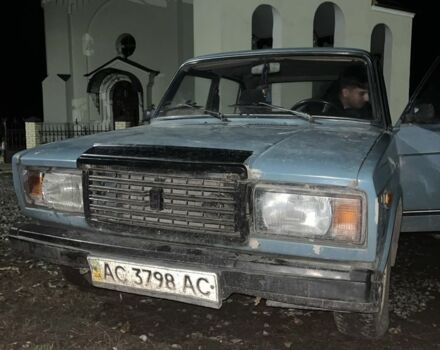 Зеленый ВАЗ 2107, объемом двигателя 1.5 л и пробегом 1000 тыс. км за 405 $, фото 3 на Automoto.ua