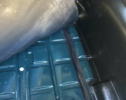 Зеленый ВАЗ 2107, объемом двигателя 1.5 л и пробегом 35 тыс. км за 2600 $, фото 23 на Automoto.ua