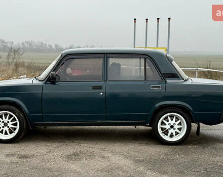 Зеленый ВАЗ 2107, объемом двигателя 1.6 л и пробегом 140 тыс. км за 1850 $, фото 7 на Automoto.ua