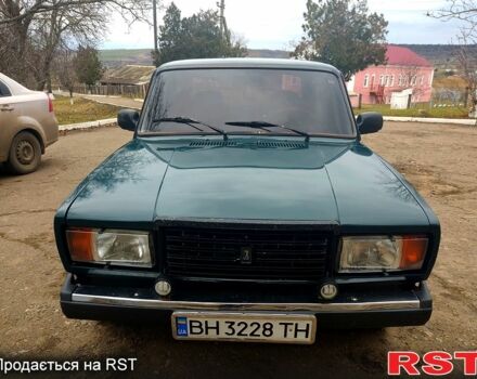 Зеленый ВАЗ 2107, объемом двигателя 1.5 л и пробегом 0 тыс. км за 1500 $, фото 4 на Automoto.ua