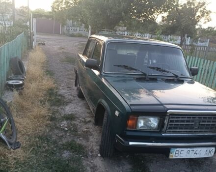 Зелений ВАЗ 2107, об'ємом двигуна 1.7 л та пробігом 300 тис. км за 713 $, фото 1 на Automoto.ua
