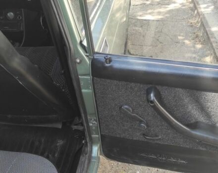 Зеленый ВАЗ 2107, объемом двигателя 1.5 л и пробегом 2 тыс. км за 1200 $, фото 13 на Automoto.ua