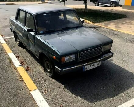 Зеленый ВАЗ 2107, объемом двигателя 1.6 л и пробегом 250 тыс. км за 1000 $, фото 1 на Automoto.ua