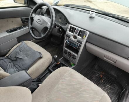 Зеленый ВАЗ 2107, объемом двигателя 1.6 л и пробегом 212 тыс. км за 2200 $, фото 6 на Automoto.ua