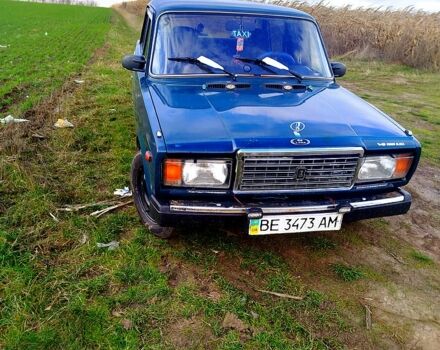 Зеленый ВАЗ 2107, объемом двигателя 1.6 л и пробегом 0 тыс. км за 1500 $, фото 3 на Automoto.ua