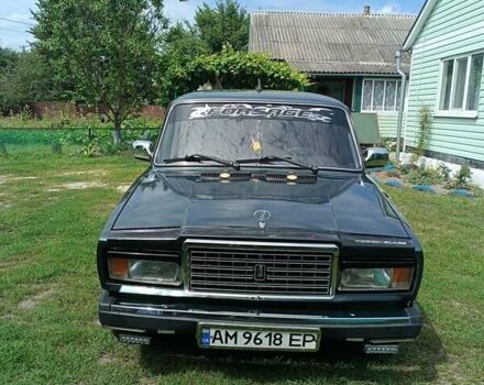 Зеленый ВАЗ 2107, объемом двигателя 1.6 л и пробегом 118 тыс. км за 2400 $, фото 2 на Automoto.ua