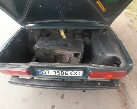 Зеленый ВАЗ 2107, объемом двигателя 1.5 л и пробегом 100 тыс. км за 792 $, фото 7 на Automoto.ua