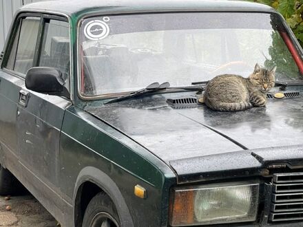 ВАЗ 2107 1984 в Малой Виске на Automoto.ua Зеленый ВАЗ 2107, объемом двигателя 1.5 л и пробегом 70 тыс. км за 400 $, фото 1 на Automoto.ua