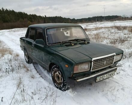 Зеленый ВАЗ 2107, объемом двигателя 2 л и пробегом 40 тыс. км за 650 $, фото 1 на Automoto.ua