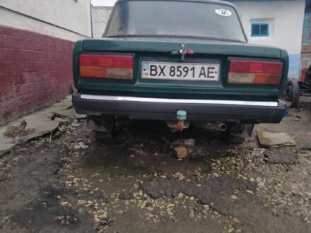 Зеленый ВАЗ 2107, объемом двигателя 1.5 л и пробегом 100 тыс. км за 500 $, фото 1 на Automoto.ua