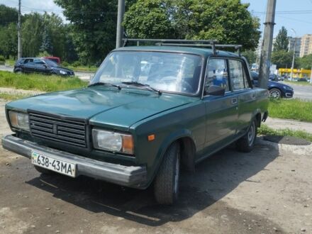 ВАЗ 2107 1998 у Черкасах на Automoto.ua Зелений ВАЗ 2107, об'ємом двигуна 1.6 л та пробігом 80 тис. км за 950 $, фото 1 на Automoto.ua