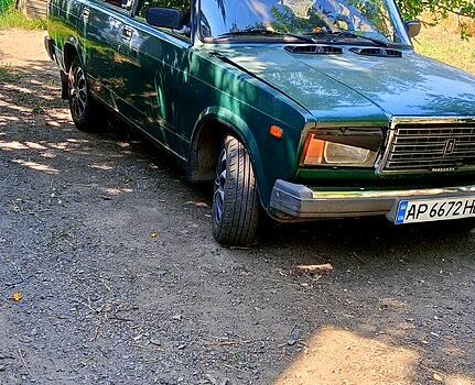Зеленый ВАЗ 2107, объемом двигателя 1.5 л и пробегом 200 тыс. км за 670 $, фото 1 на Automoto.ua