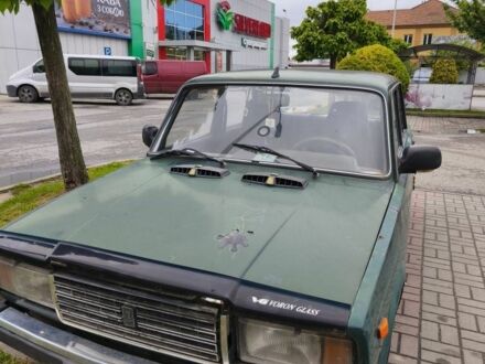 Зеленый ВАЗ 2107, объемом двигателя 1.5 л и пробегом 20 тыс. км за 250 $, фото 1 на Automoto.ua