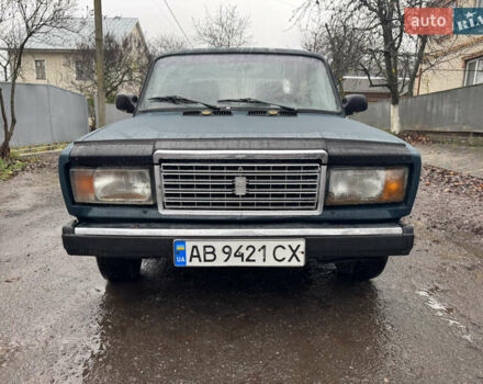 Зеленый ВАЗ 2107, объемом двигателя 1.5 л и пробегом 330 тыс. км за 1200 $, фото 1 на Automoto.ua