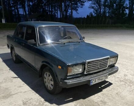 Зеленый ВАЗ 2107, объемом двигателя 1.5 л и пробегом 300 тыс. км за 1100 $, фото 1 на Automoto.ua