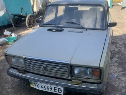 ВАЗ 2107 2001 в Изюме на Automoto.ua Зеленый ВАЗ 2107, объемом двигателя 0 л и пробегом 1 тыс. км за 700 $, фото 1 на Automoto.ua