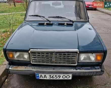 Зеленый ВАЗ 2107, объемом двигателя 1.5 л и пробегом 60 тыс. км за 1100 $, фото 1 на Automoto.ua