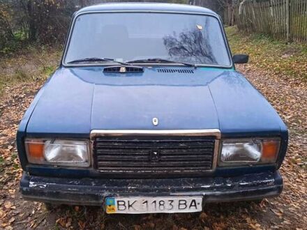 Зеленый ВАЗ 2107, объемом двигателя 1.57 л и пробегом 325 тыс. км за 350 $, фото 1 на Automoto.ua