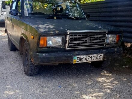 Зеленый ВАЗ 2107, объемом двигателя 1.5 л и пробегом 200 тыс. км за 500 $, фото 1 на Automoto.ua