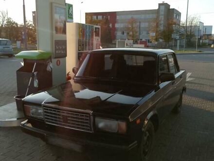 ВАЗ 2107 2004 в Василькове на Automoto.ua Зеленый ВАЗ 2107, объемом двигателя 1.45 л и пробегом 84 тыс. км за 1700 $, фото 1 на Automoto.ua
