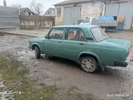 Зелений ВАЗ 2107, об'ємом двигуна 1 л та пробігом 100 тис. км за 1000 $, фото 1 на Automoto.ua