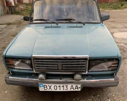 Зеленый ВАЗ 2107, объемом двигателя 1.5 л и пробегом 250 тыс. км за 500 $, фото 1 на Automoto.ua