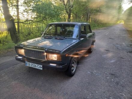ВАЗ 2107 2004 у Мене на Automoto.ua Зелений ВАЗ 2107, об'ємом двигуна 1.5 л та пробігом 70 тис. км за 800 $, фото 1 на Automoto.ua