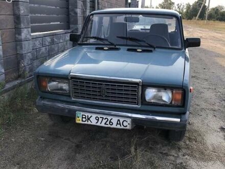 ВАЗ 2107 2005 в Сарнах на Automoto.ua Зеленый ВАЗ 2107, объемом двигателя 1.5 л и пробегом 50 тыс. км за 1000 $, фото 1 на Automoto.ua