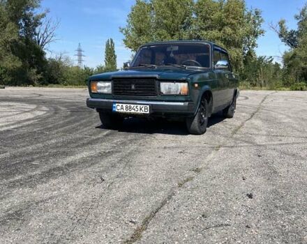 Зеленый ВАЗ 2107, объемом двигателя 1.5 л и пробегом 400 тыс. км за 1000 $, фото 1 на Automoto.ua