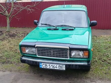 Зеленый ВАЗ 2107, объемом двигателя 1.5 л и пробегом 10 тыс. км за 1000 $, фото 1 на Automoto.ua