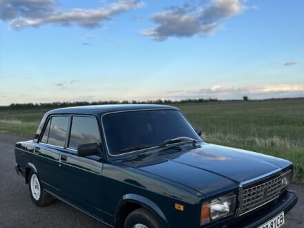 ВАЗ 2107 2005 у Ромнах на Automoto.ua Зелений ВАЗ 2107, об'ємом двигуна 1.5 л та пробігом 63 тис. км за 1600 $, фото 1 на Automoto.ua