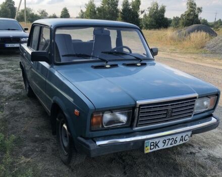 Зеленый ВАЗ 2107, объемом двигателя 1.5 л и пробегом 50 тыс. км за 1000 $, фото 1 на Automoto.ua