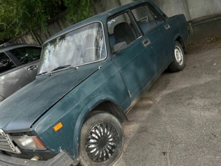 Зеленый ВАЗ 2107, объемом двигателя 0 л и пробегом 300 тыс. км за 384 $, фото 1 на Automoto.ua