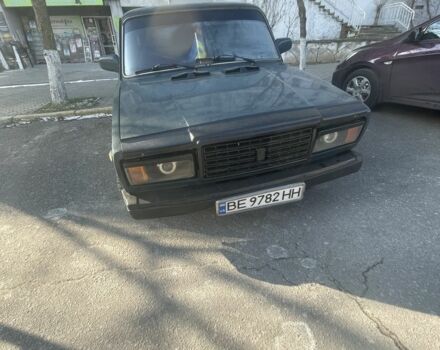 Зеленый ВАЗ 2107, объемом двигателя 1.5 л и пробегом 3 тыс. км за 1300 $, фото 1 на Automoto.ua