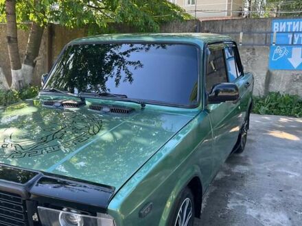 Зеленый ВАЗ 2107, объемом двигателя 1.7 л и пробегом 130 тыс. км за 3000 $, фото 1 на Automoto.ua