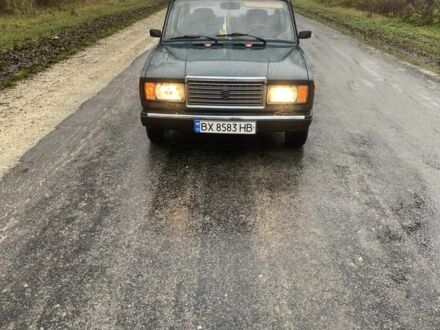 Зеленый ВАЗ 2107, объемом двигателя 1.5 л и пробегом 120 тыс. км за 1500 $, фото 1 на Automoto.ua