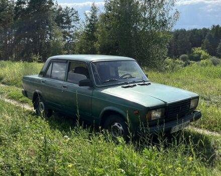 Зеленый ВАЗ 2107, объемом двигателя 1.5 л и пробегом 70 тыс. км за 800 $, фото 1 на Automoto.ua