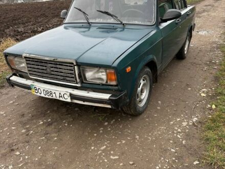 Зеленый ВАЗ 2107, объемом двигателя 1.5 л и пробегом 100 тыс. км за 900 $, фото 1 на Automoto.ua