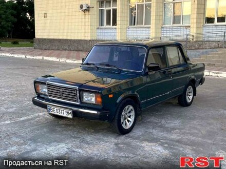 Зеленый ВАЗ 2107, объемом двигателя 1.5 л и пробегом 170 тыс. км за 2000 $, фото 1 на Automoto.ua