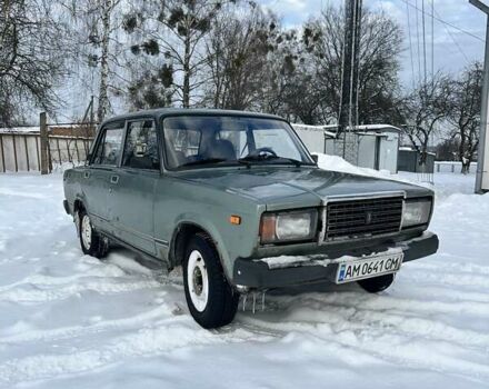 Зеленый ВАЗ 2107, объемом двигателя 1.5 л и пробегом 195 тыс. км за 806 $, фото 1 на Automoto.ua