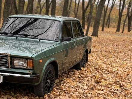 ВАЗ 2107 2007 у Новомосковске на Automoto.ua Зелений ВАЗ 2107, об'ємом двигуна 1.5 л та пробігом 175 тис. км за 2500 $, фото 1 на Automoto.ua